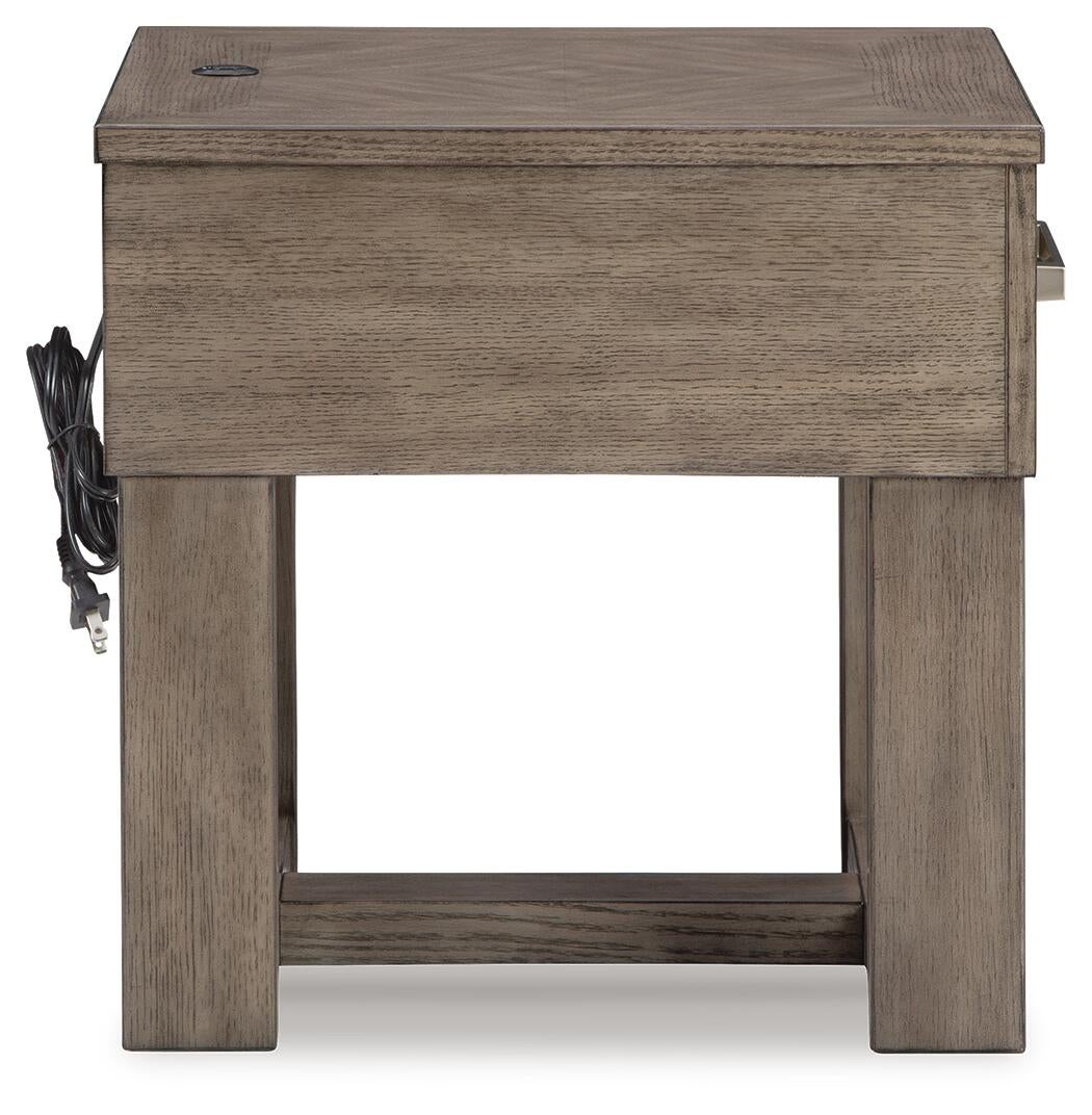 Ashley Express - Mesa auxiliar rectangular Loyaska