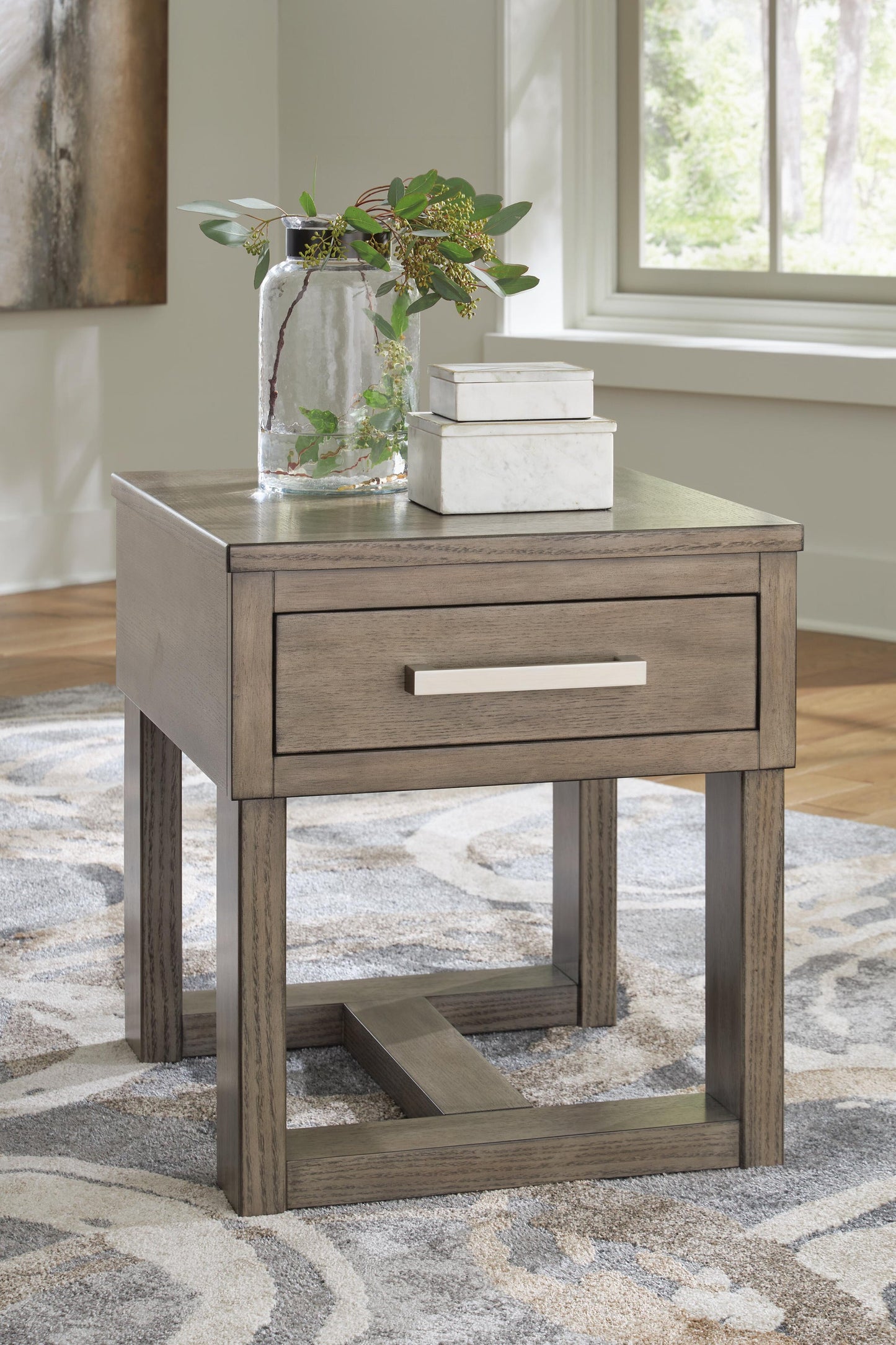 Ashley Express - Mesa auxiliar rectangular Loyaska