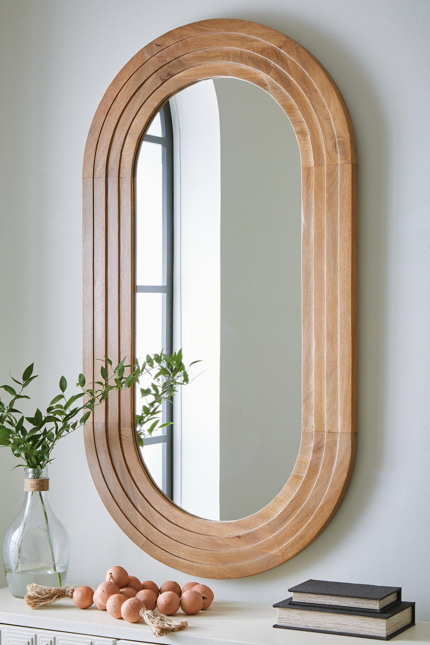 Ashley Express - Espejo decorativo Daverly