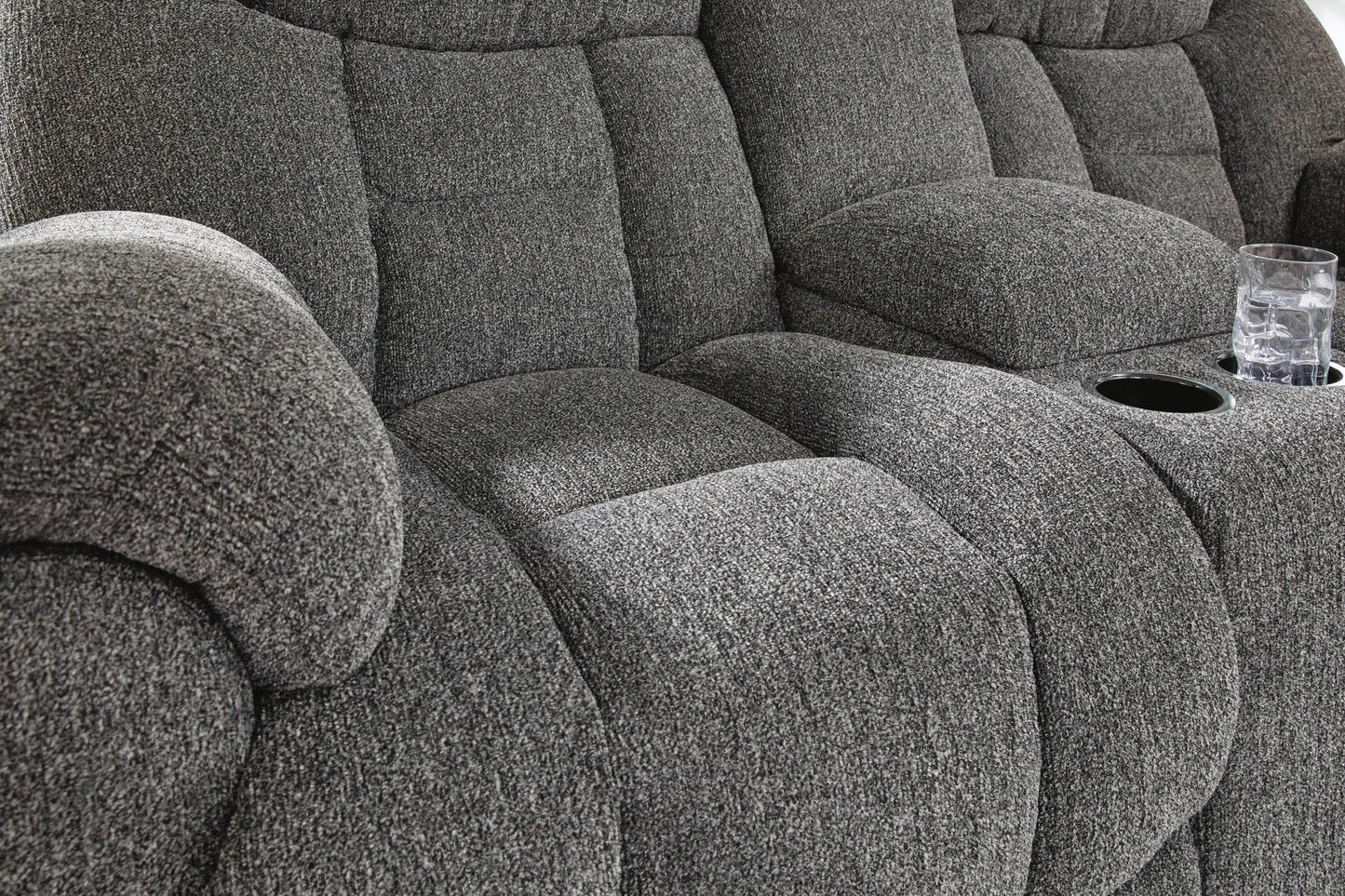 Loveseat doble recreativo Foreside con consola