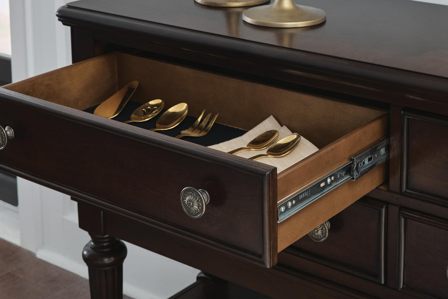 Servidor de comedor Lavinton