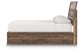 Ashley Express - Cama Queen Chirason con paneles