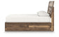 Ashley Express - Cama Queen Chirason con paneles y espacio de almacenamiento
