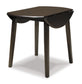 Ashley Express - Mesa de comedor Hammis y dos sillas