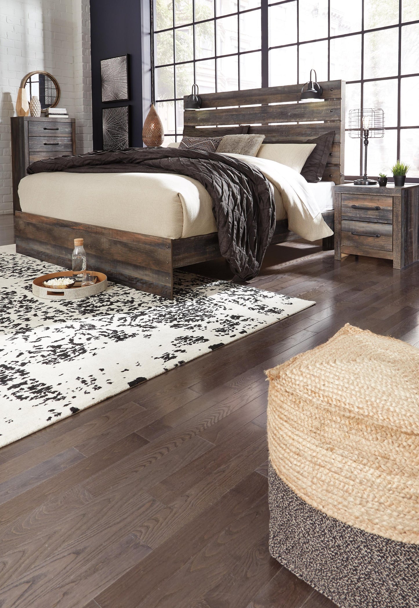 Cama Drystan King con paneles y tocador con espejo