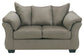 Sofá, loveseat, silla y otomana