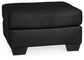 Sofá, loveseat, silla y otomana