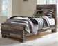 Cama individual Derekson con paneles, cómoda con espejo y mesita de noche