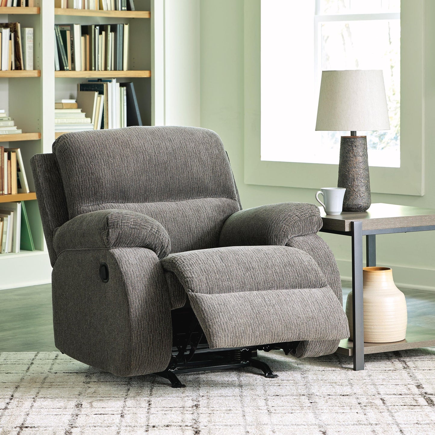 Sillón reclinable mecedor Scranto